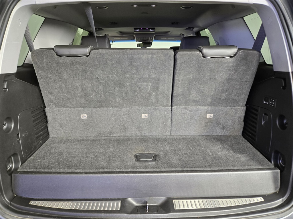 Vehicle image 13 of 33