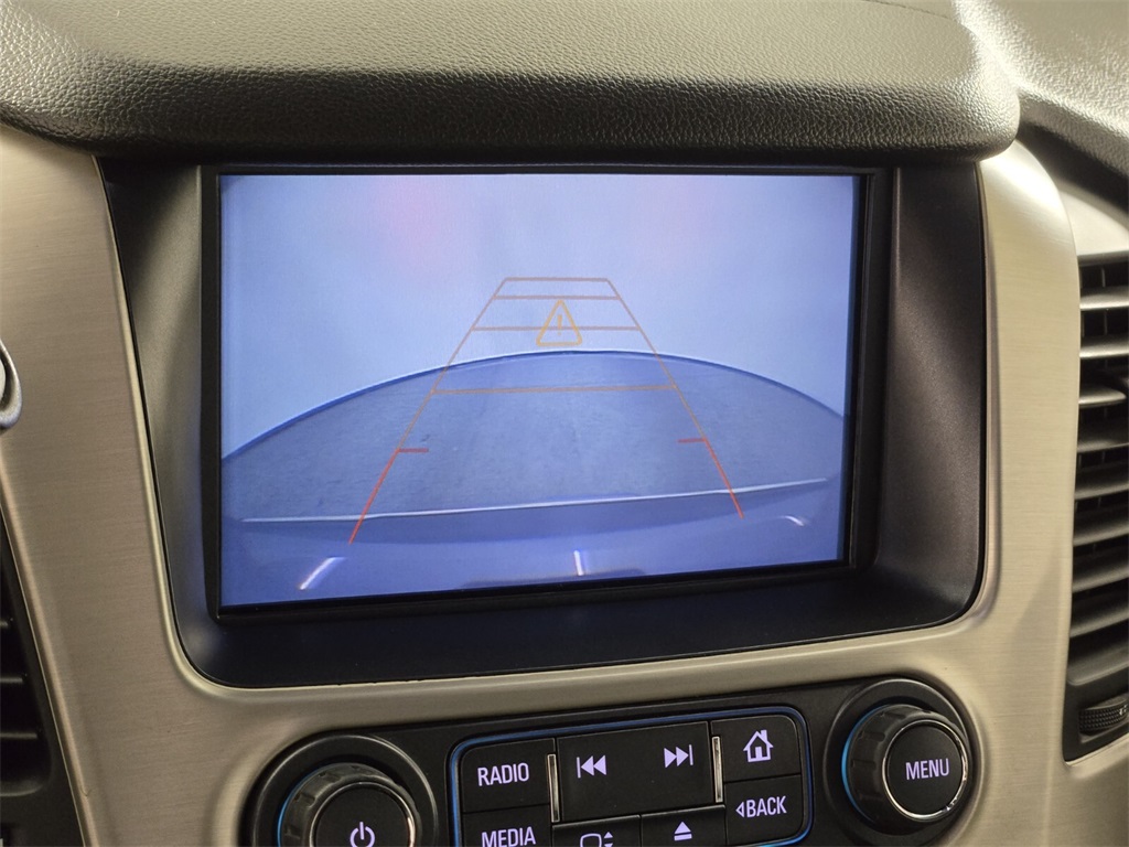 Vehicle image 22 of 33