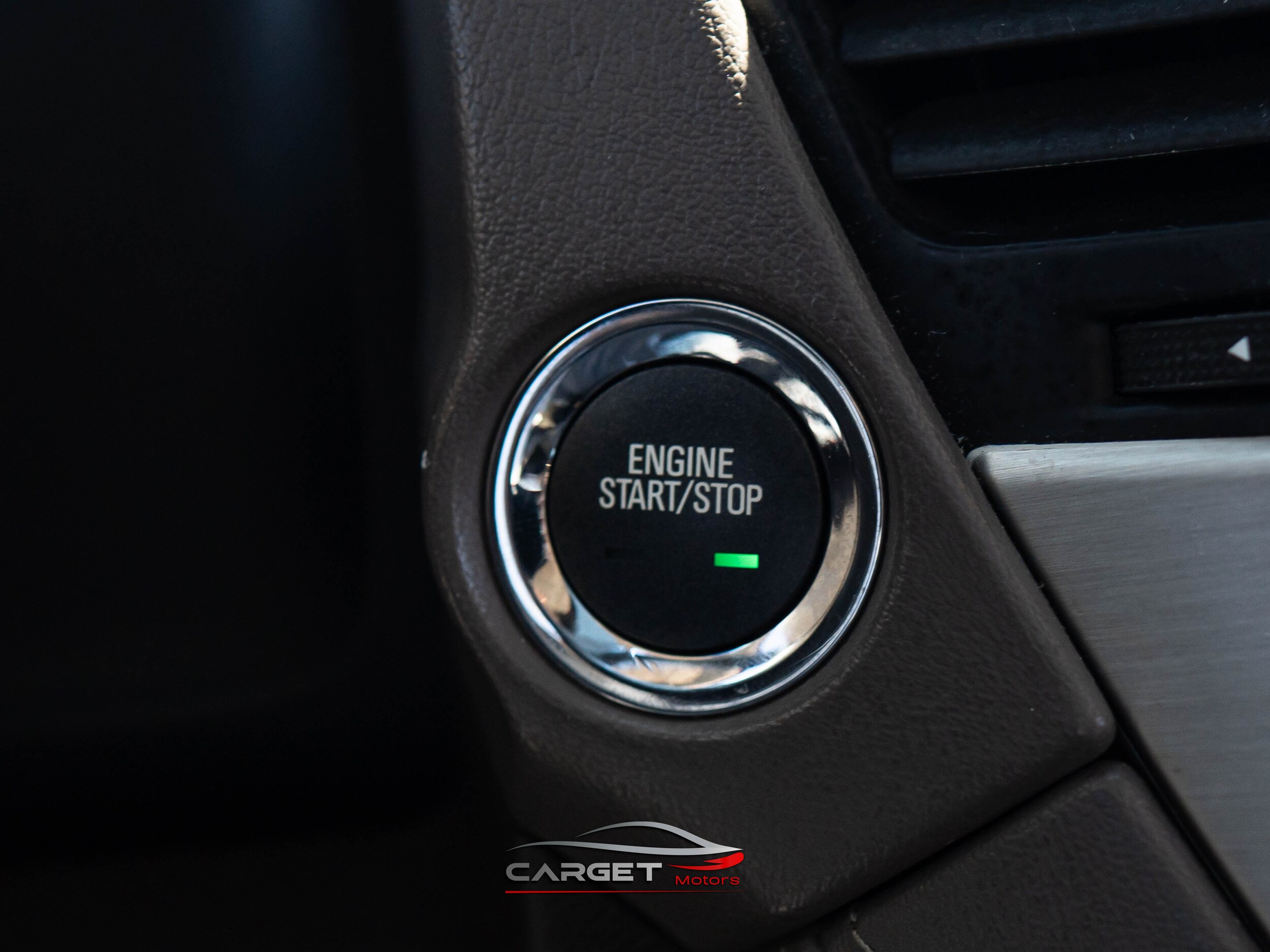 Vehicle image 25 of 47