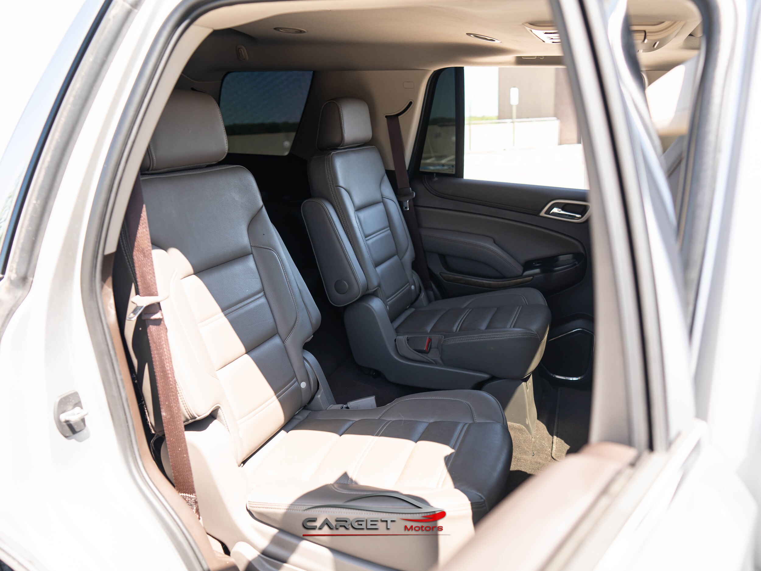 Vehicle image 12 of 47