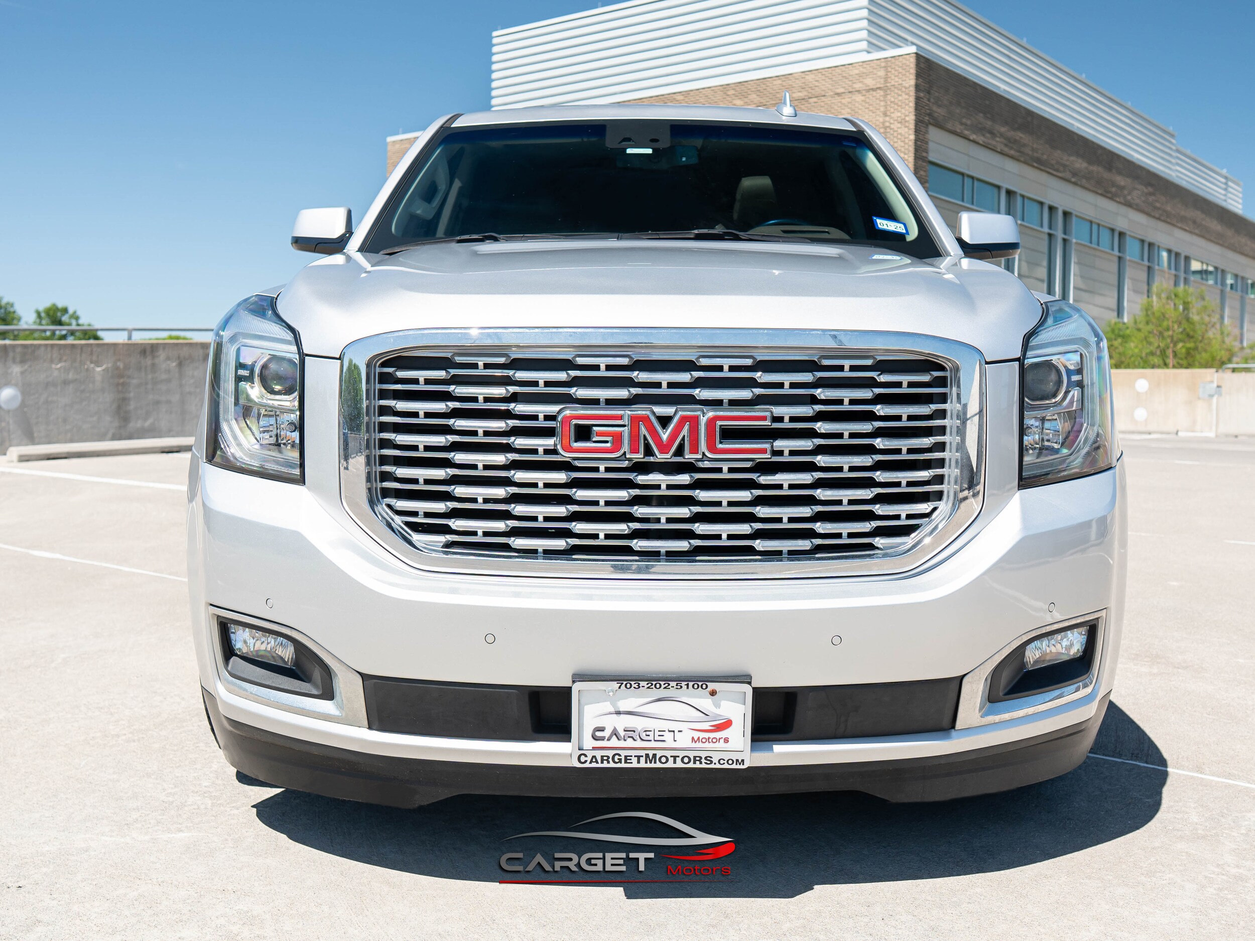 Vehicle image 3 of 47