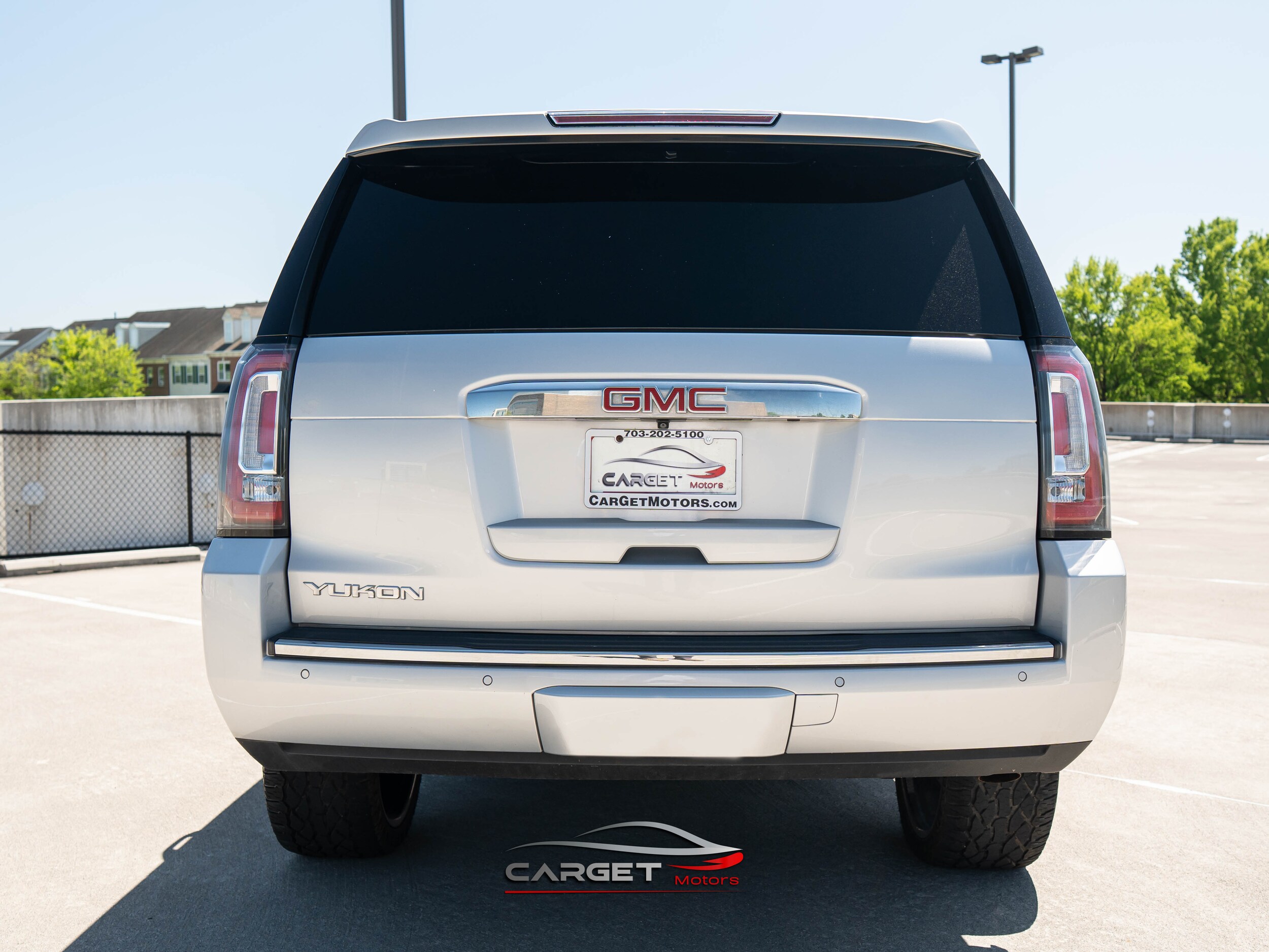 Vehicle image 4 of 47