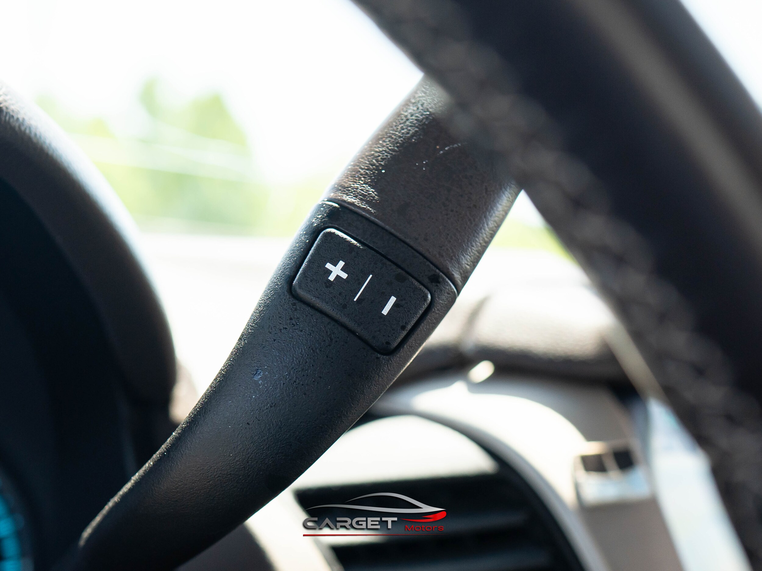 Vehicle image 20 of 47