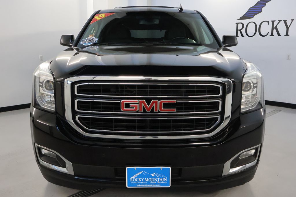 2019 GMC Yukon SLE Image 3 of 33