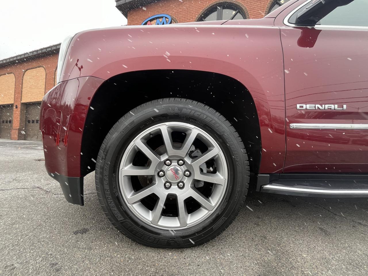 Vehicle image 14 of 64