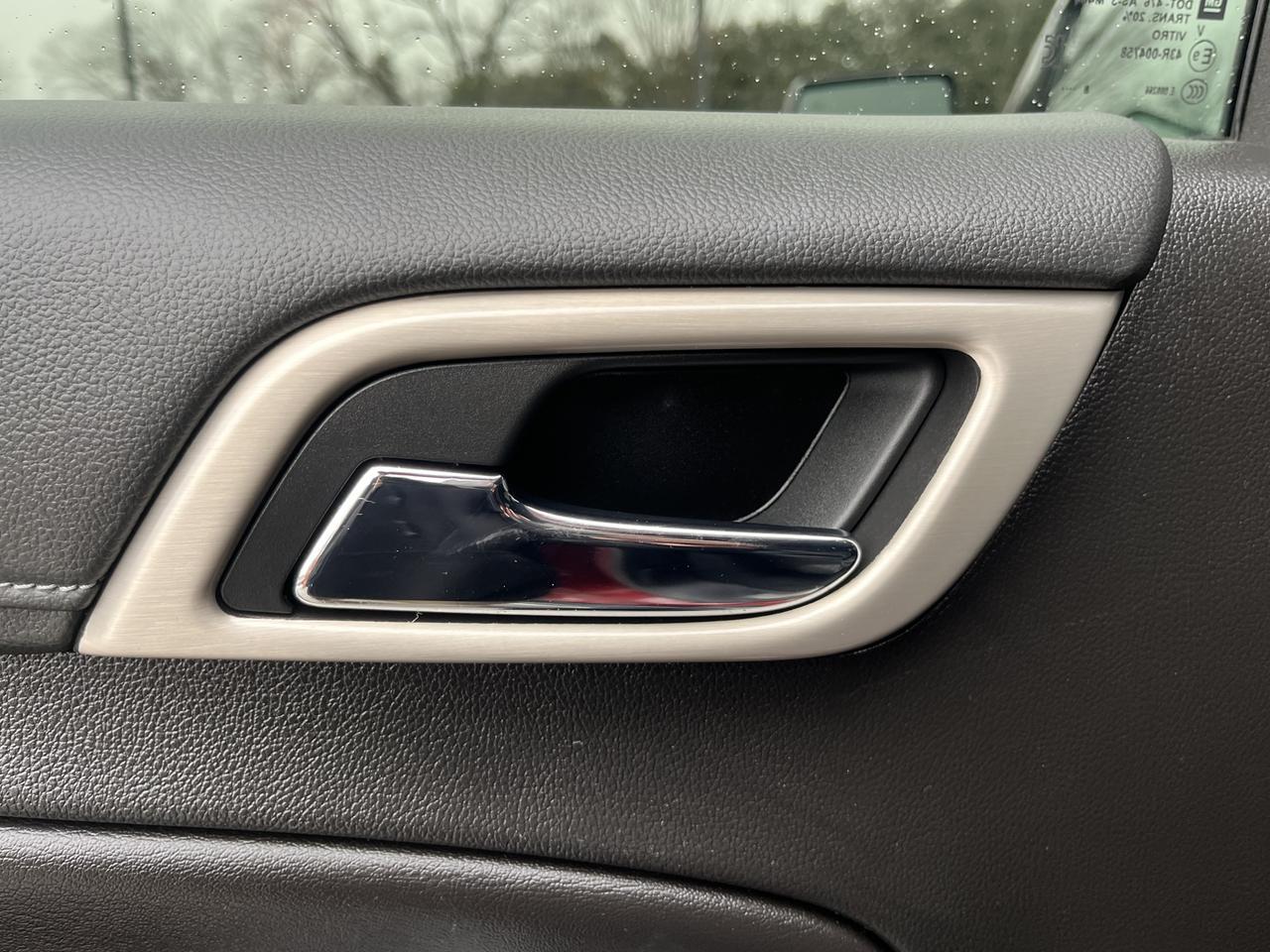 Vehicle image 59 of 64