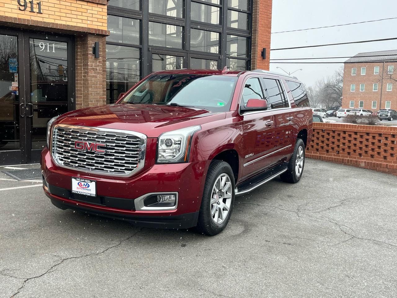Vehicle image 9 of 64