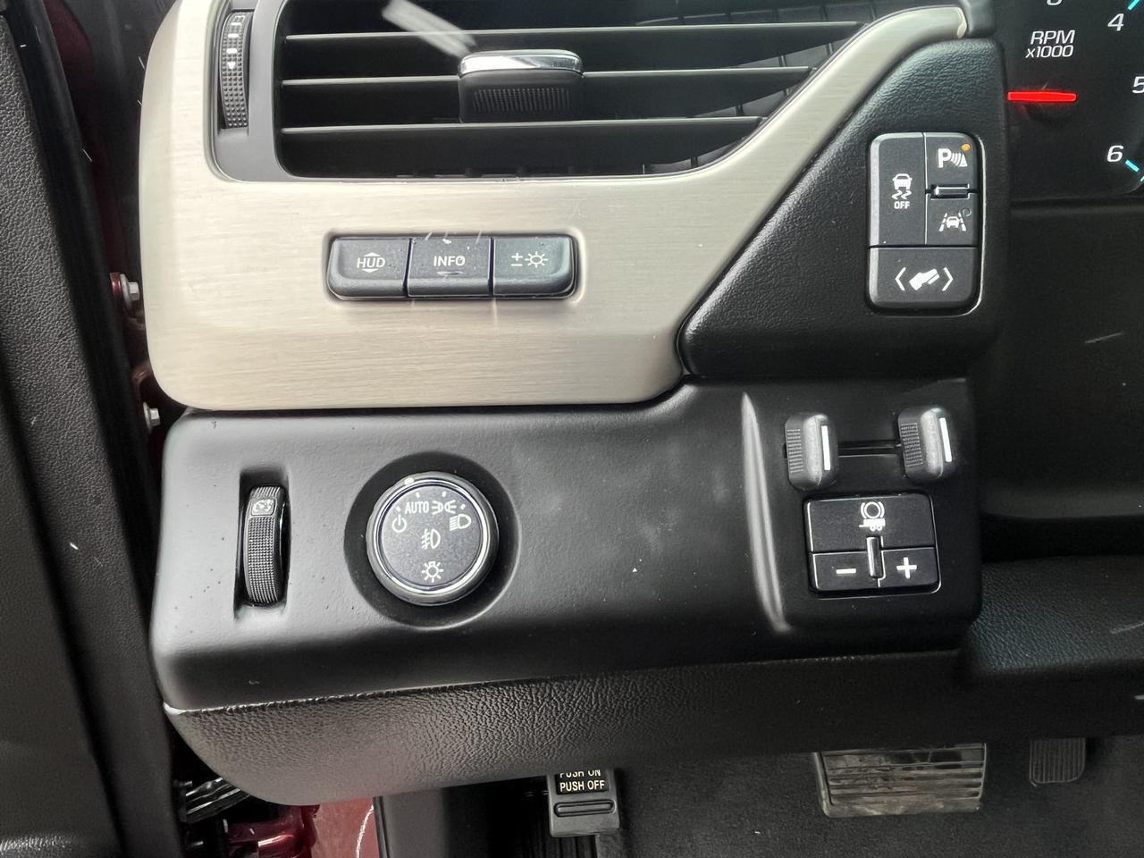 Vehicle image 25 of 64