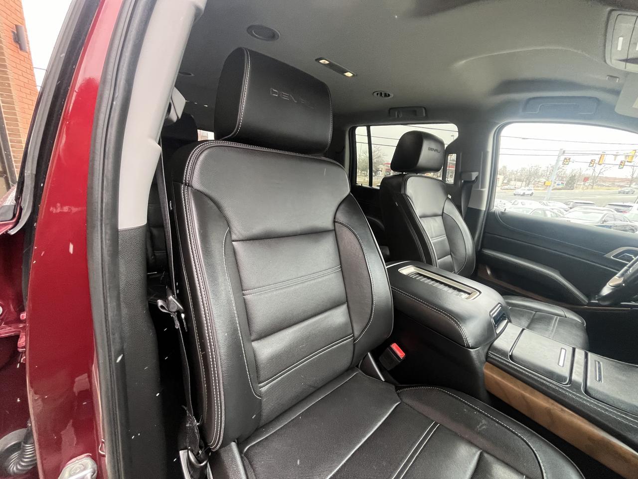 Vehicle image 46 of 64