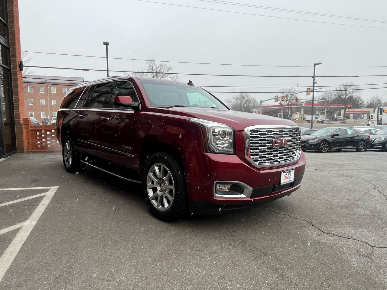 Vehicle image 11 of 64