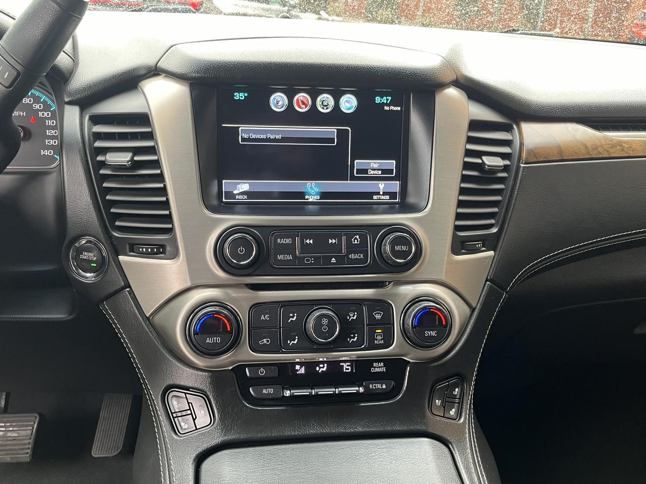 Vehicle image 33 of 64