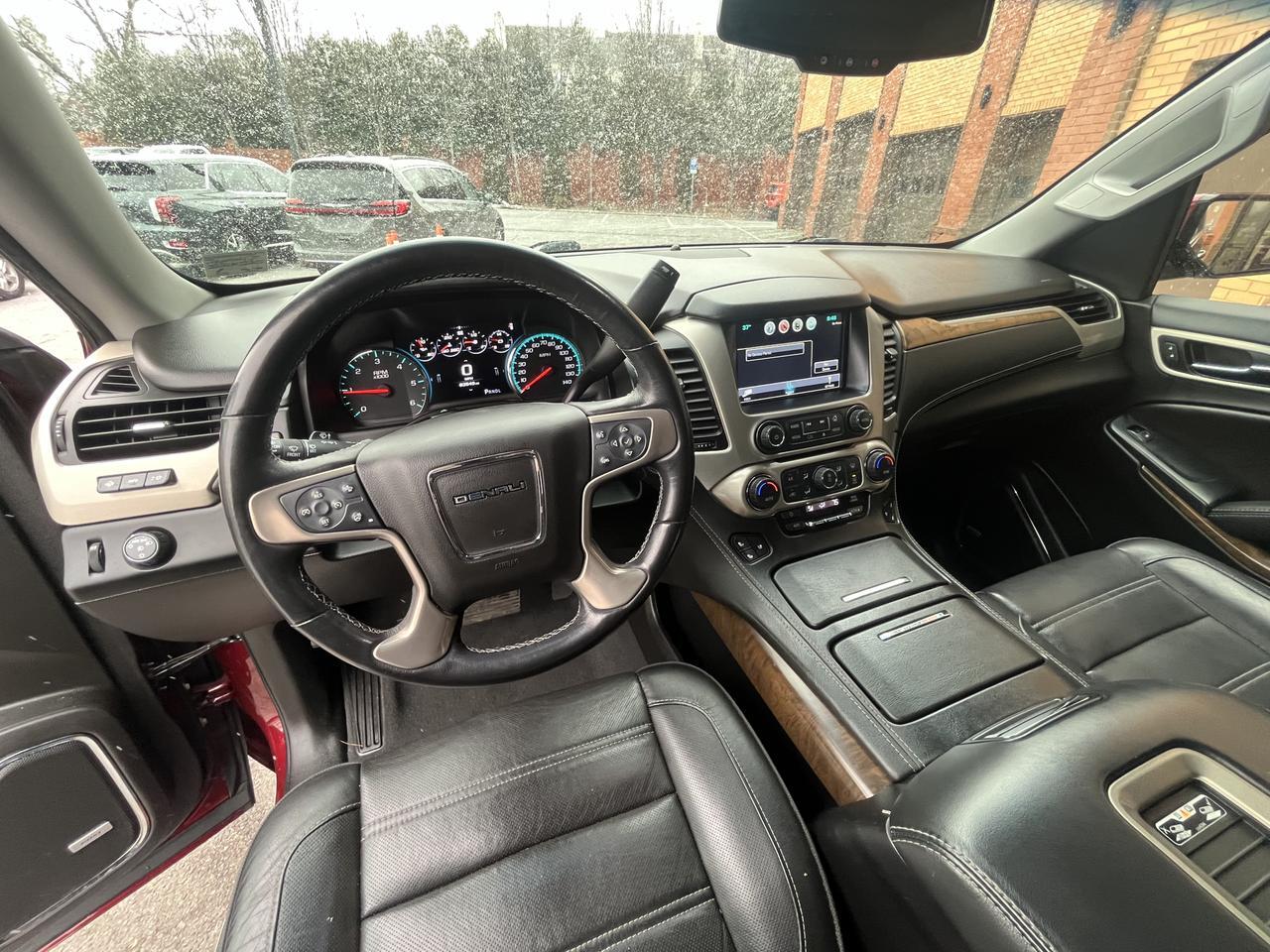 Vehicle image 24 of 64