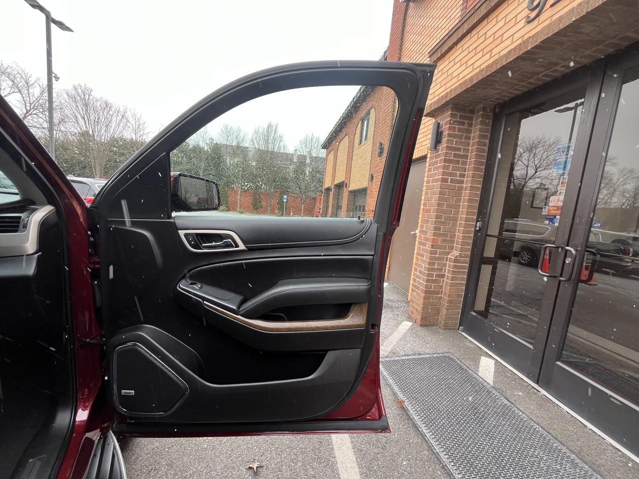 Vehicle image 40 of 64