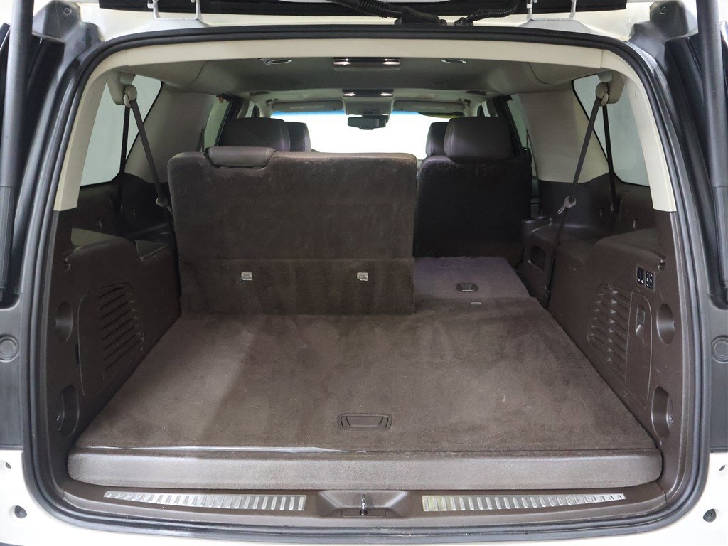 Vehicle image 8 of 30