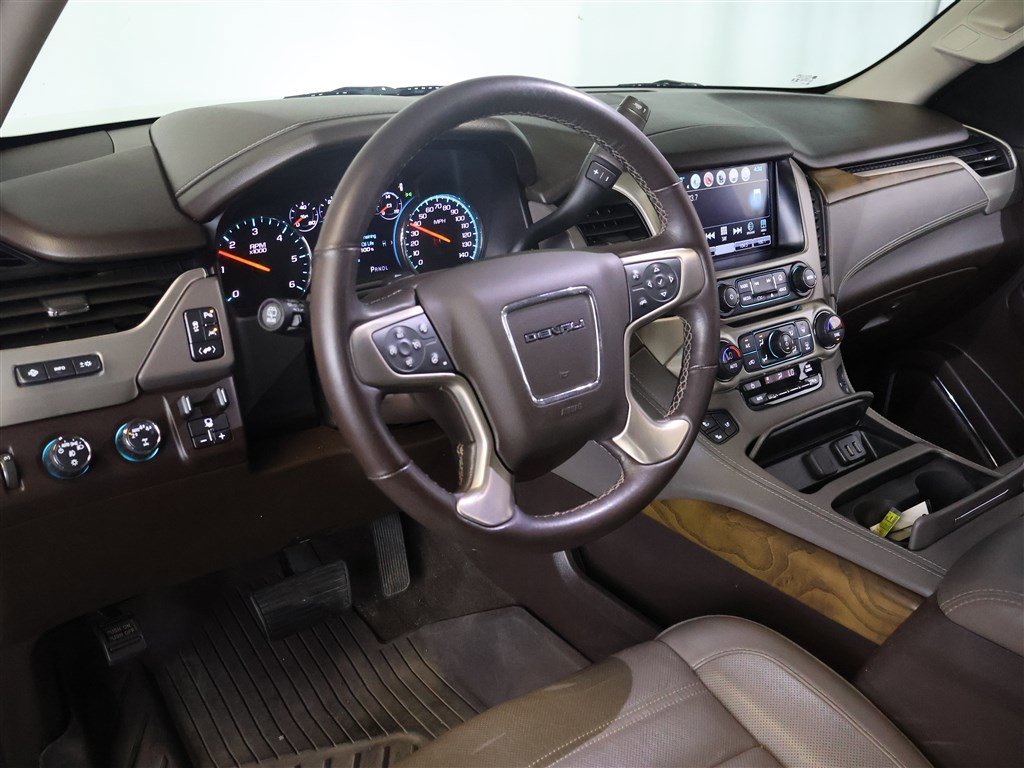 Vehicle image 9 of 30