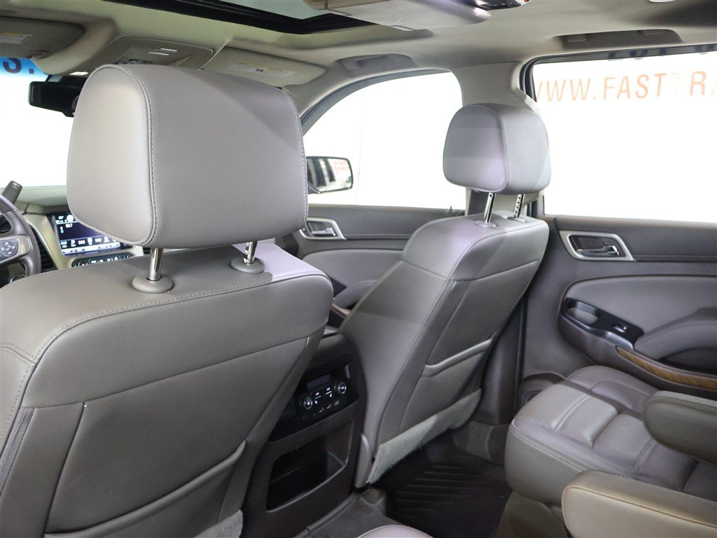 Vehicle image 13 of 30