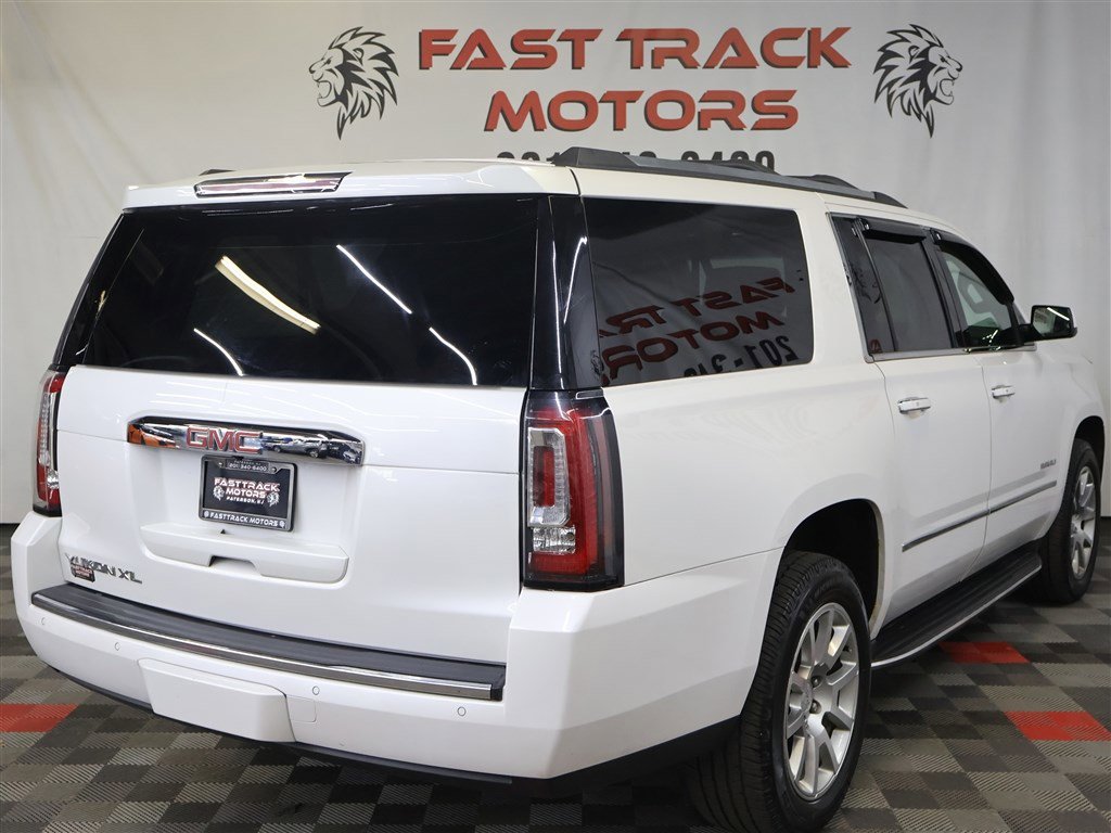 Vehicle image 5 of 30