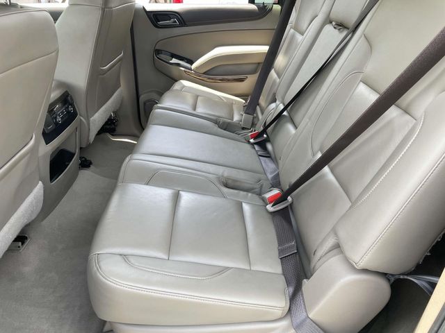 Vehicle image 18 of 37