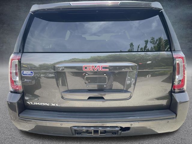 Vehicle image 8 of 37