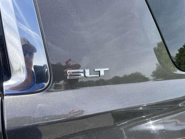 Vehicle image 16 of 37