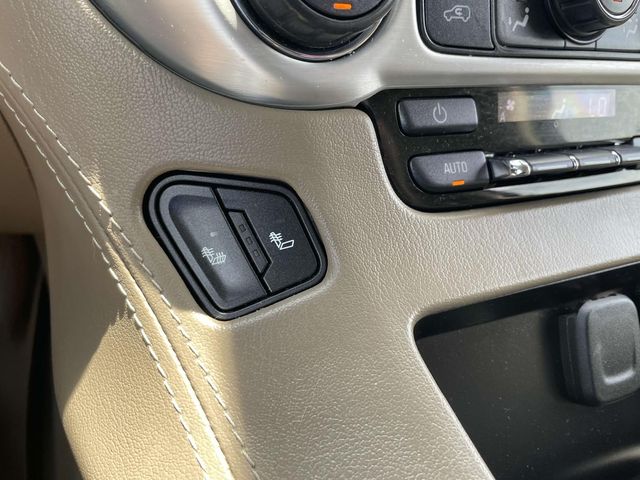 Vehicle image 28 of 37