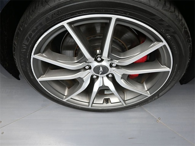 2019 Genesis G70 3.3T Advanced Image 15 of 40