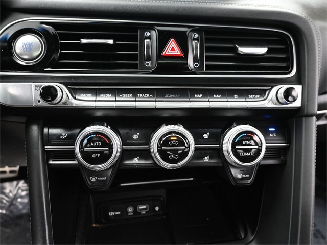 2019 Genesis G70 3.3T Advanced Image 33 of 40