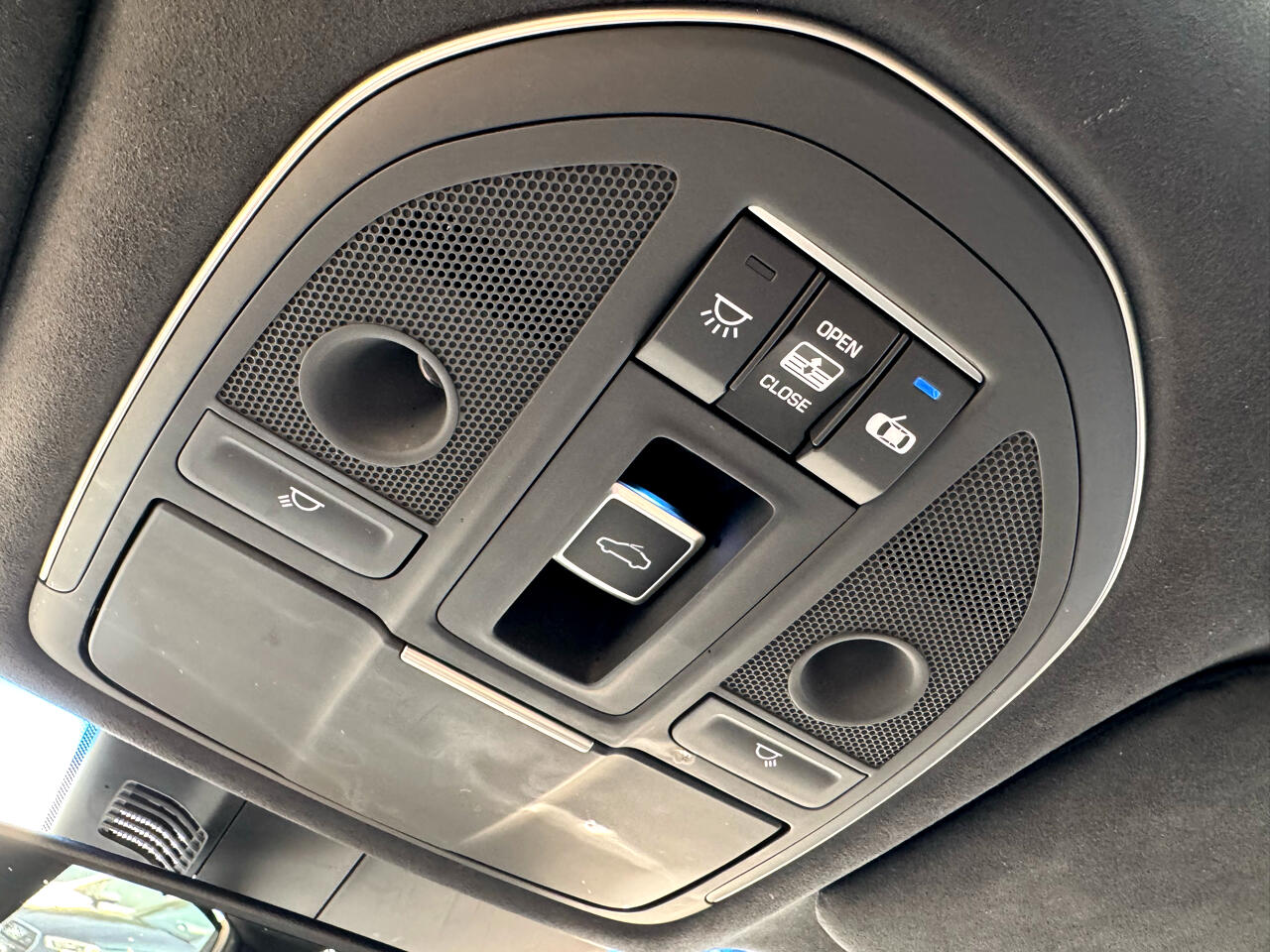 2019 Genesis G80 3.3T Sport Image 63 of 64