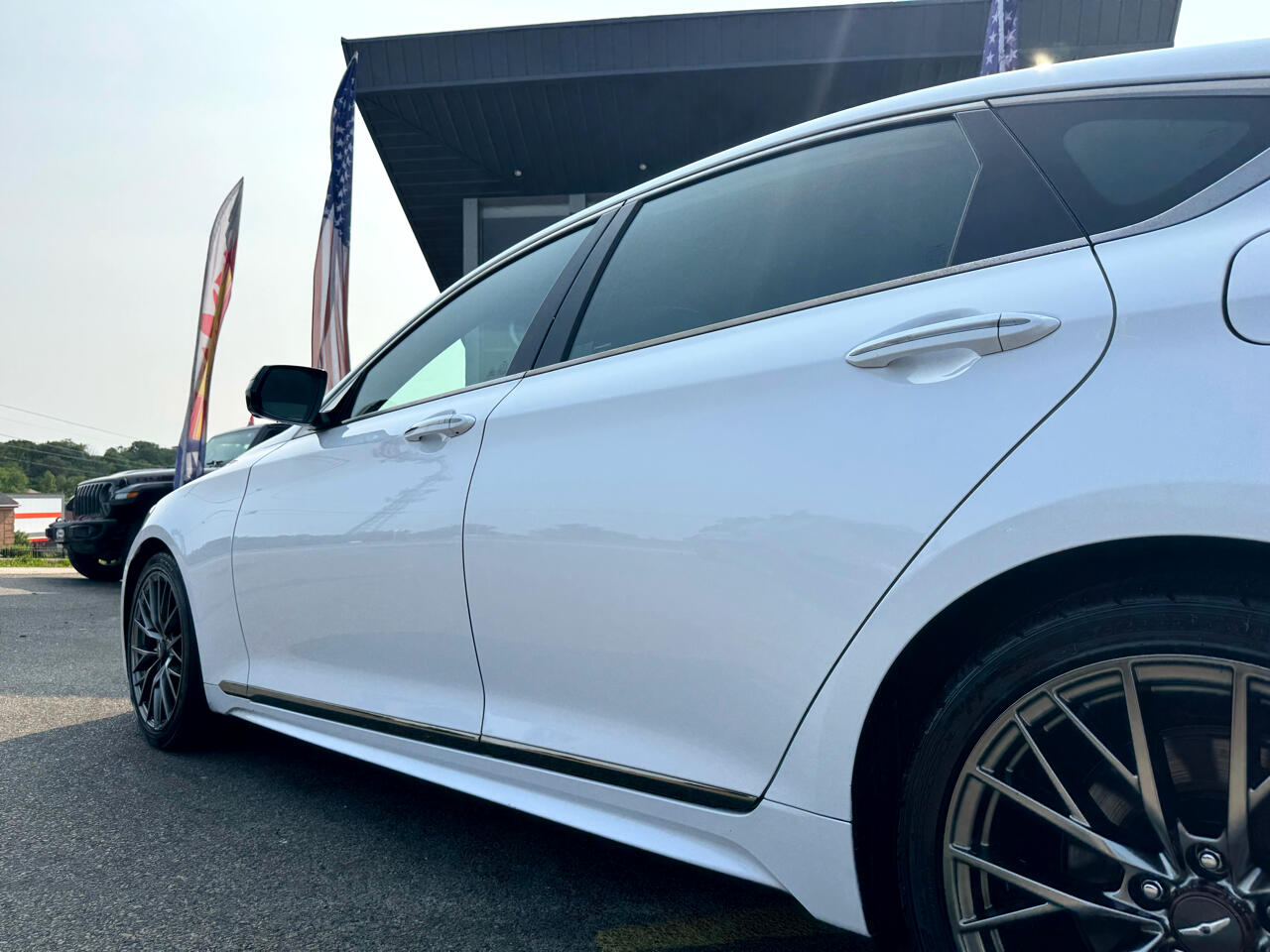 2019 Genesis G80 3.3T Sport Image 16 of 64
