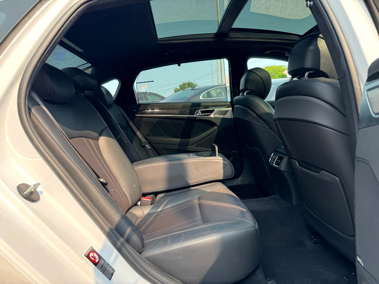 2019 Genesis G80 3.3T Sport Image 38 of 64