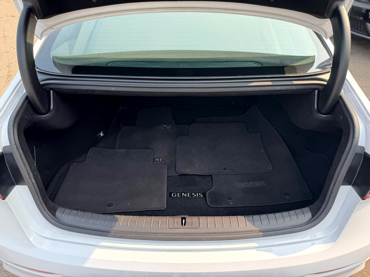 2019 Genesis G80 3.3T Sport Image 36 of 64