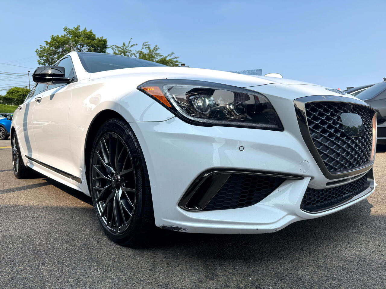 2019 Genesis G80 3.3T Sport Image 13 of 64