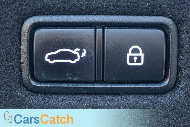 2019 Genesis G90 5.0L Ultimate Image 37 of 49