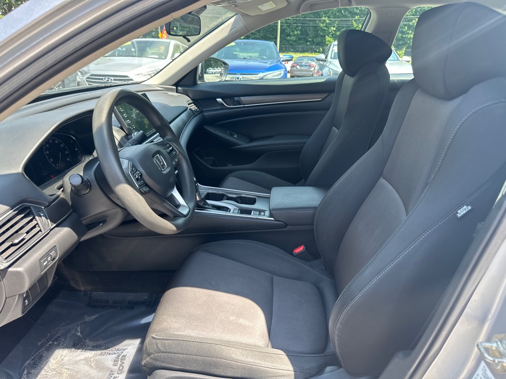 Vehicle image 22 of 50