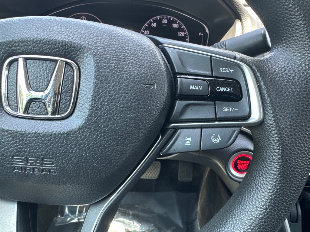 Vehicle image 29 of 50