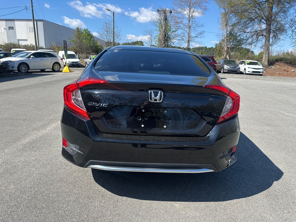 Vehicle image 7 of 37
