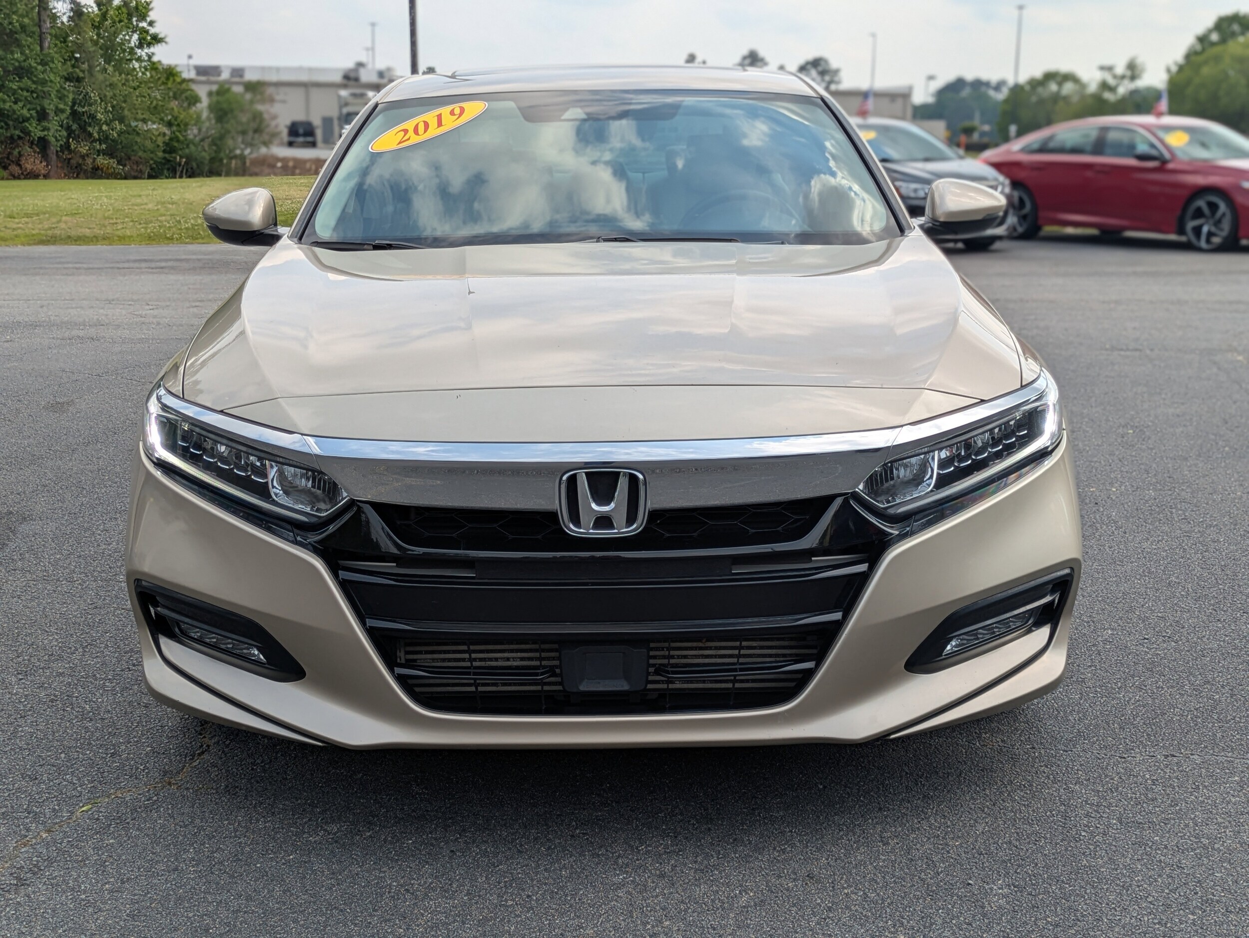 Vehicle image 4 of 25