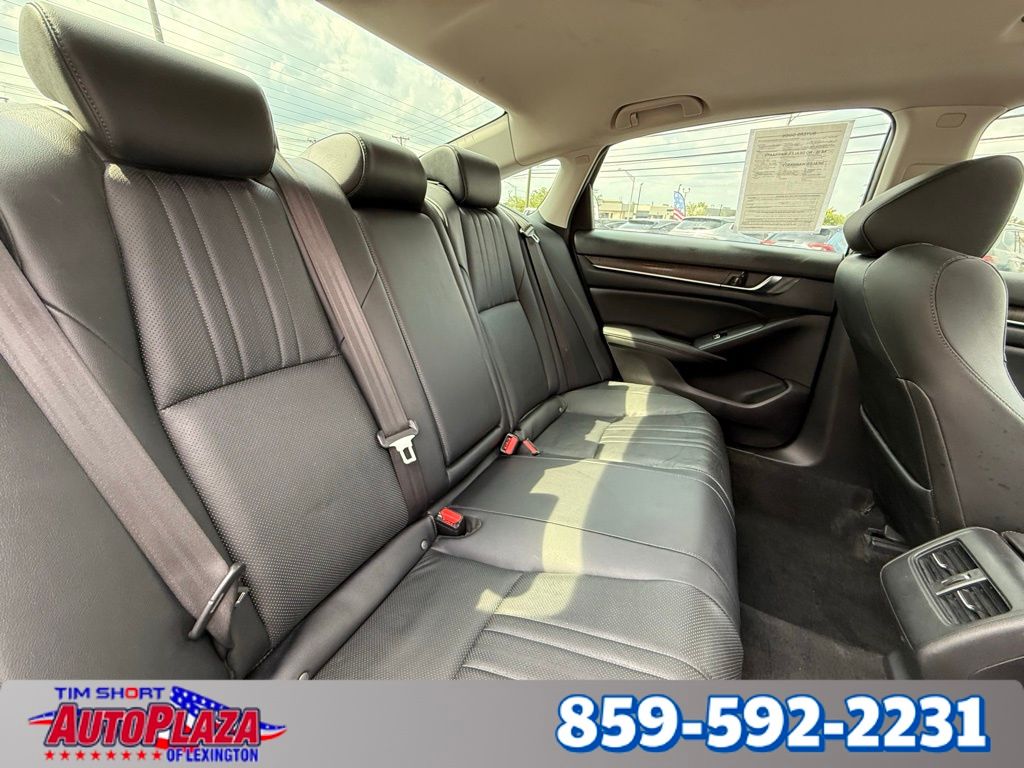 2019 Honda Accord EX-L 1.5T Image 14 of 33