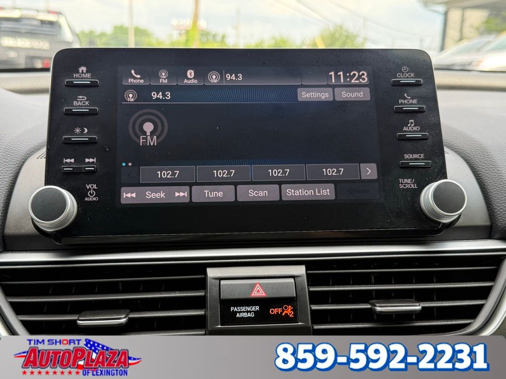 2019 Honda Accord EX-L 1.5T Image 18 of 33