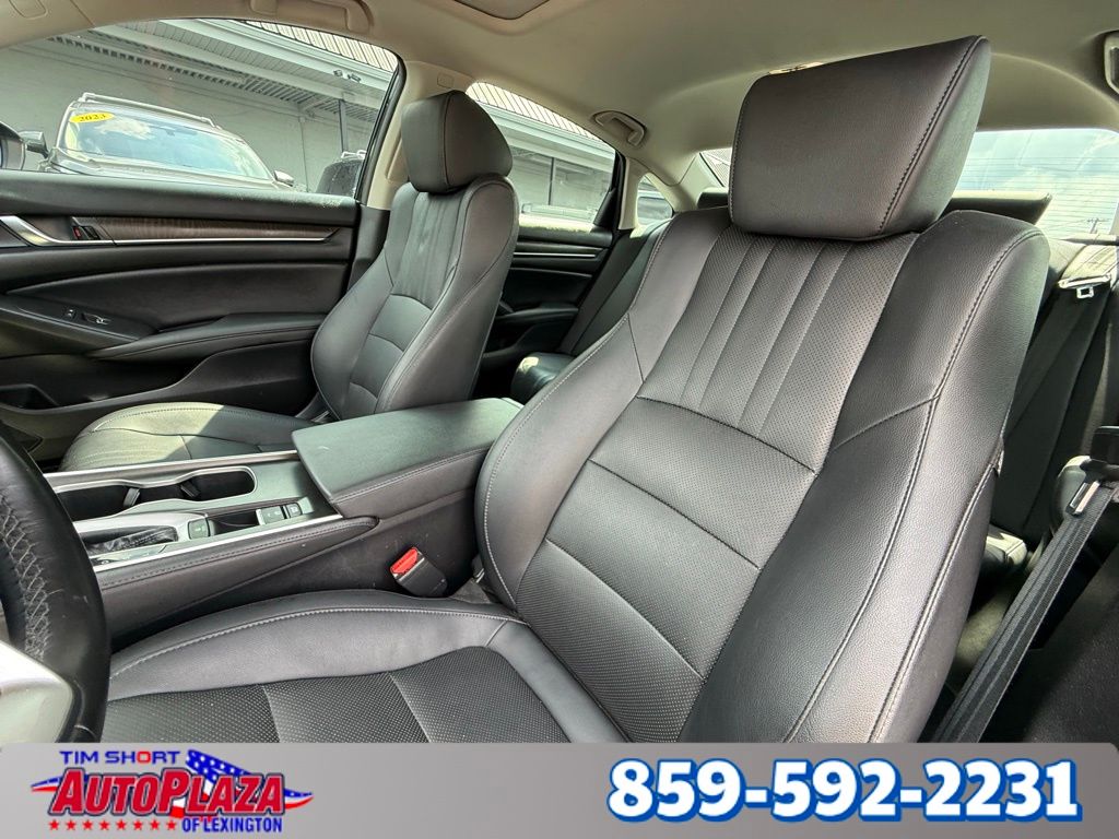 2019 Honda Accord EX-L 1.5T Image 13 of 33