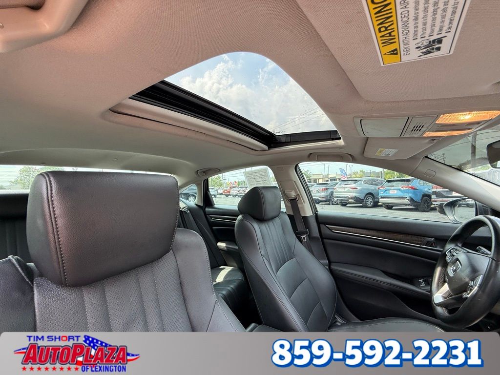 2019 Honda Accord EX-L 1.5T Image 28 of 33