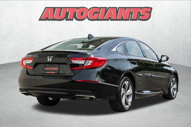 Vehicle image 4 of 40