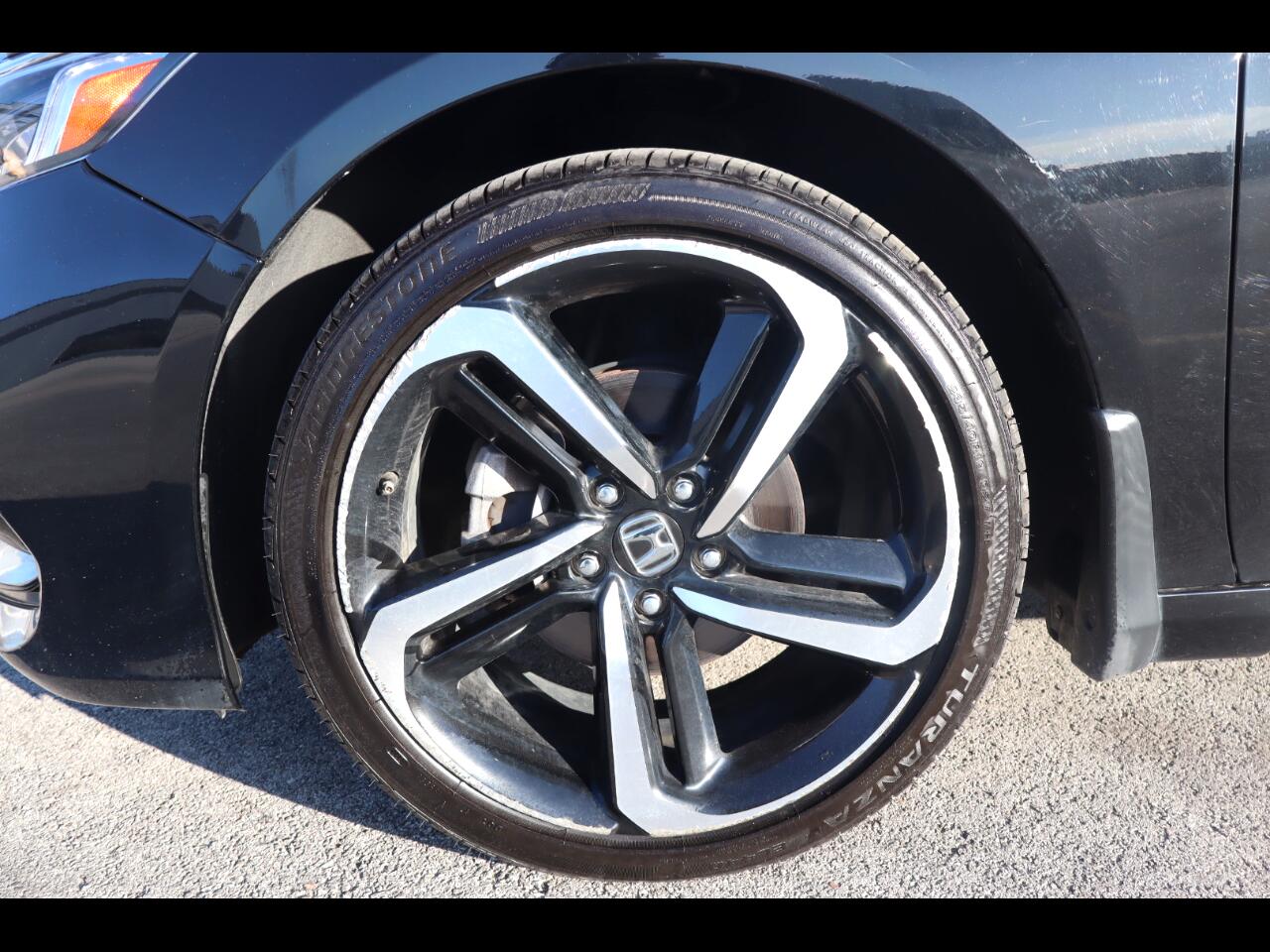 Vehicle image 10 of 38