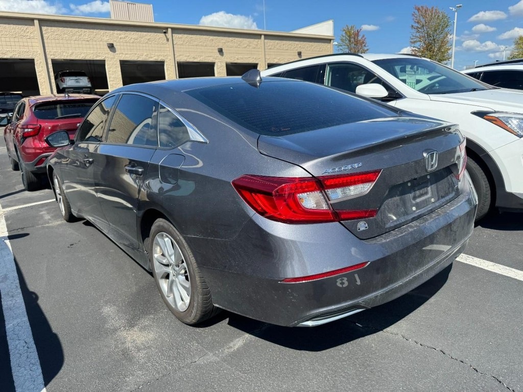 2019 Honda Accord LX 1.5T Image 4 of 4