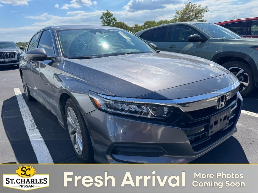2019 Honda Accord LX 1.5T Image 1 of 4
