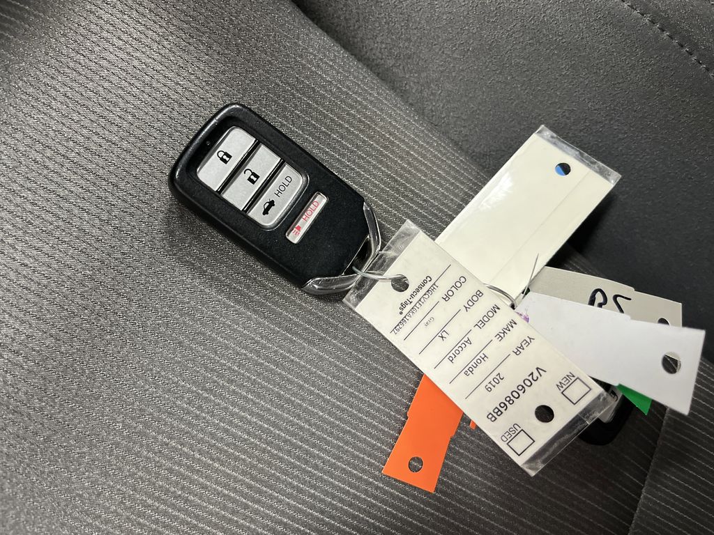 2019 Honda Accord LX 1.5T Image 32 of 34