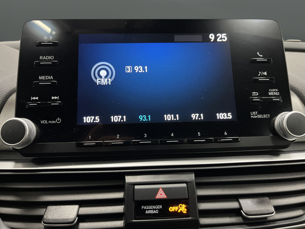 2019 Honda Accord LX 1.5T Image 22 of 34