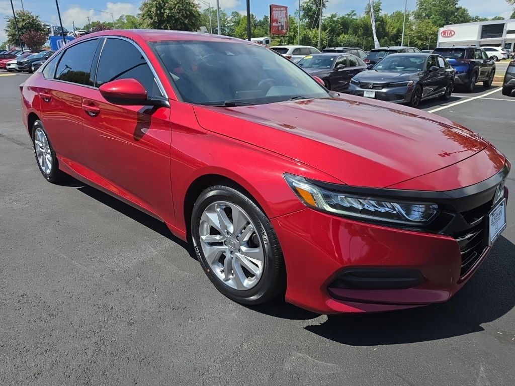 2019 Honda Accord LX 1.5T Image 2 of 15