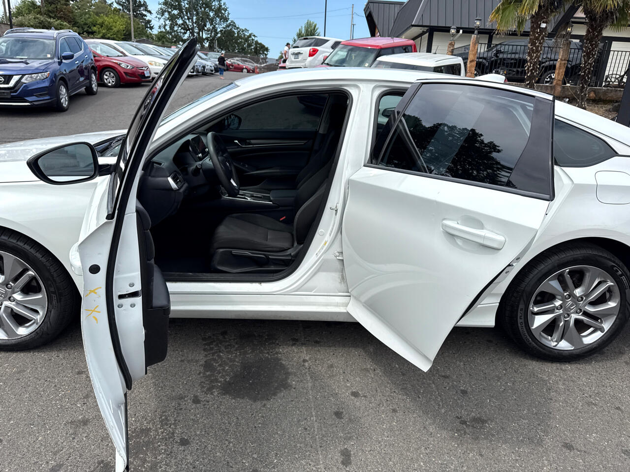 Vehicle image 7 of 34