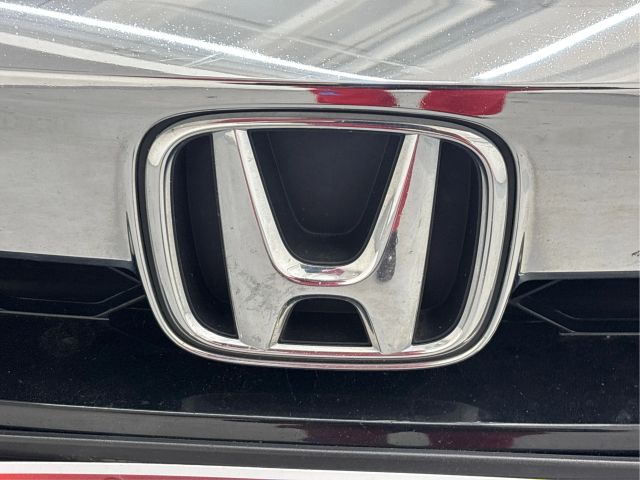 2019 Honda Accord LX 1.5T Image 32 of 38